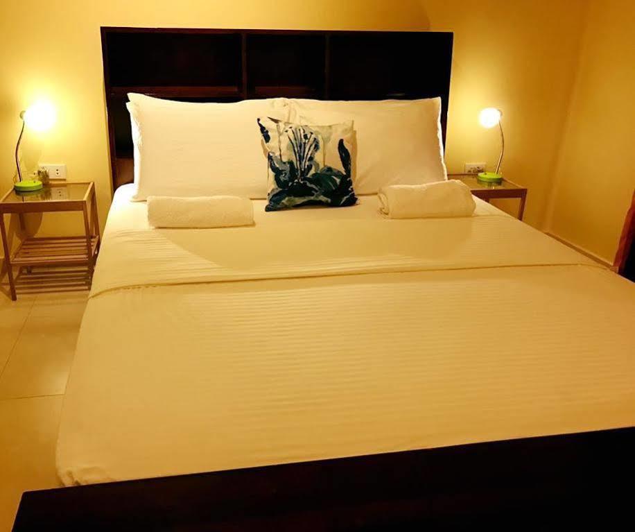 Reef Beach Houses Siargao Екстериор снимка